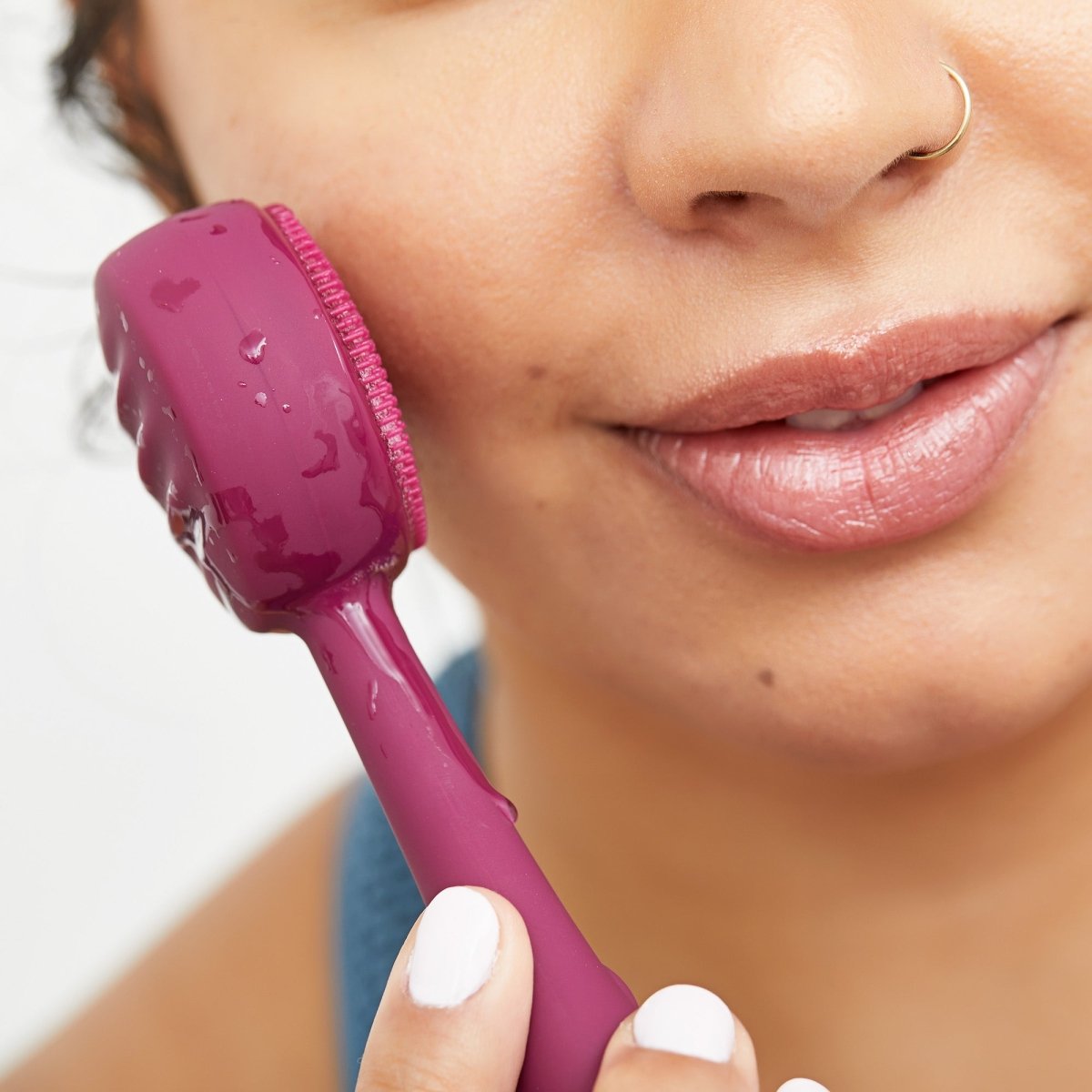 Diva - Dispositivo de limpieza facial PMD Clean