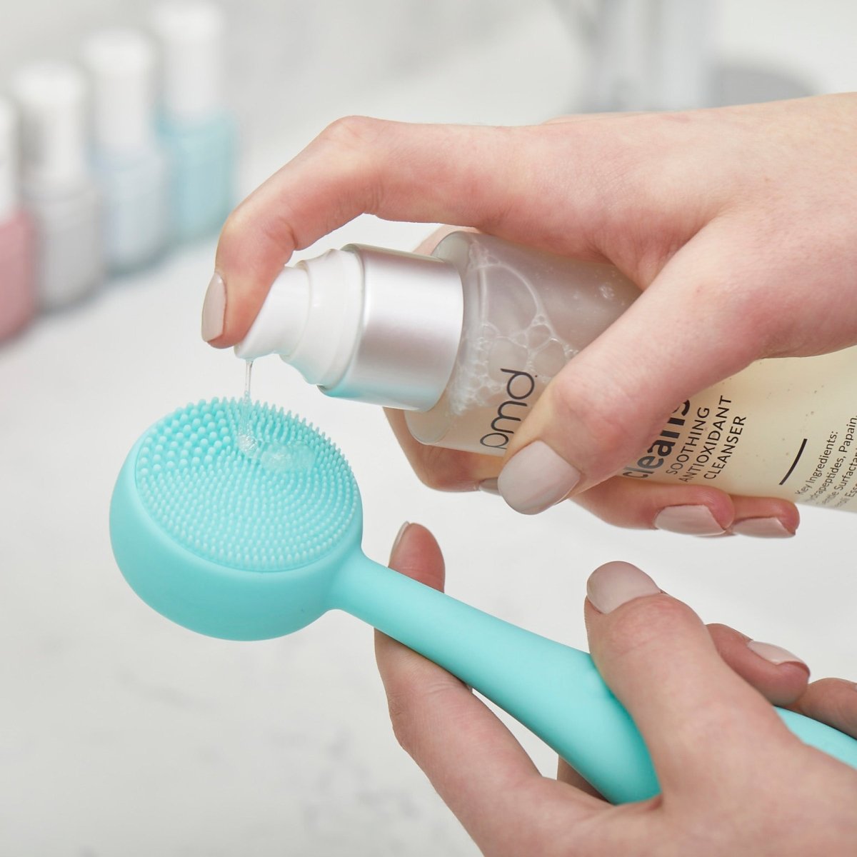 Diva - Dispositivo de limpieza facial PMD Clean